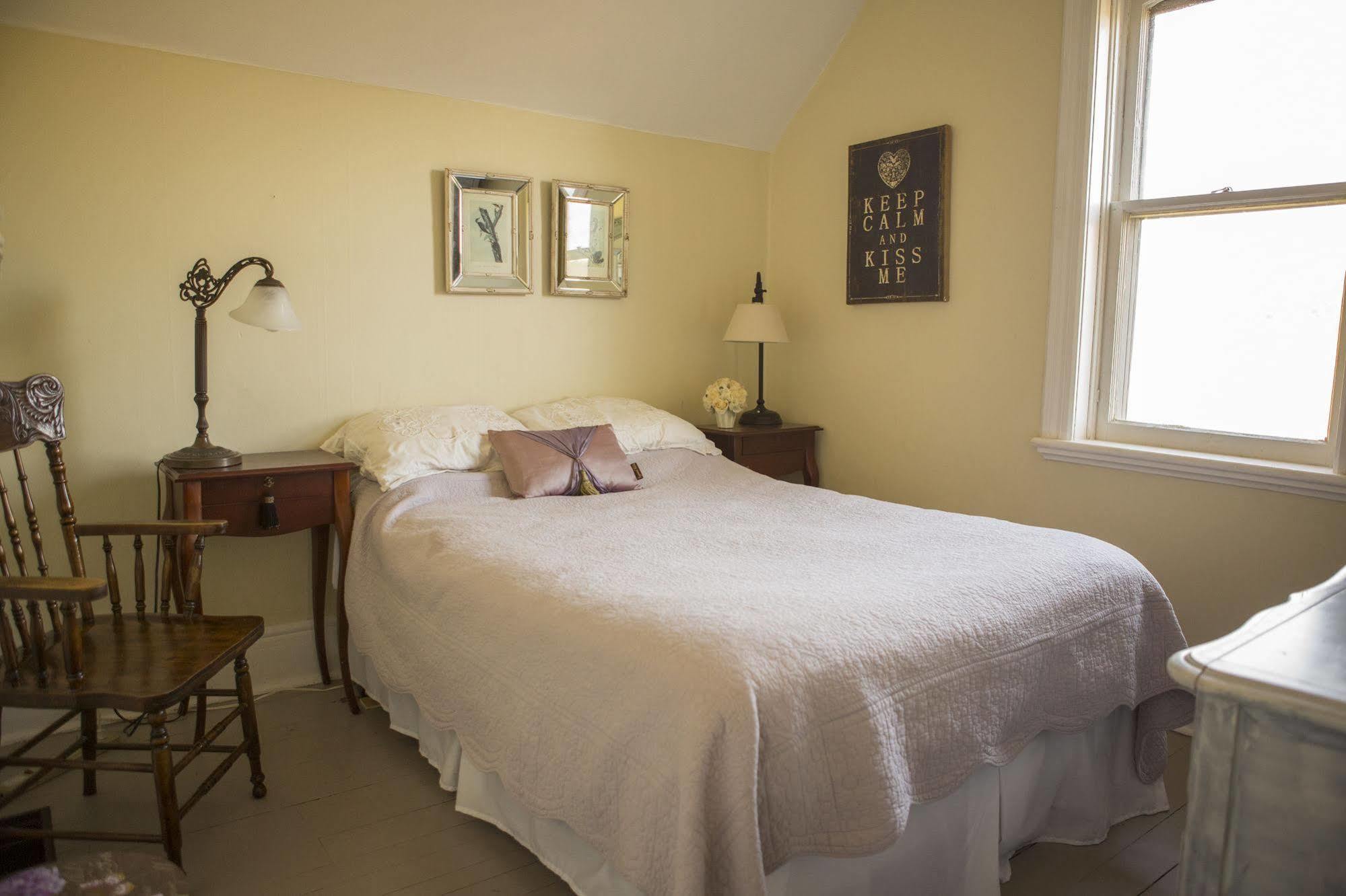Foxingham Farm Bed & Breakfast Mulmur Exterior photo